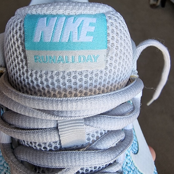 Nike Womens Run All Day 898484-004 Lace Up Blue White Running Shoes Size US 6 - Picture 11 of 11